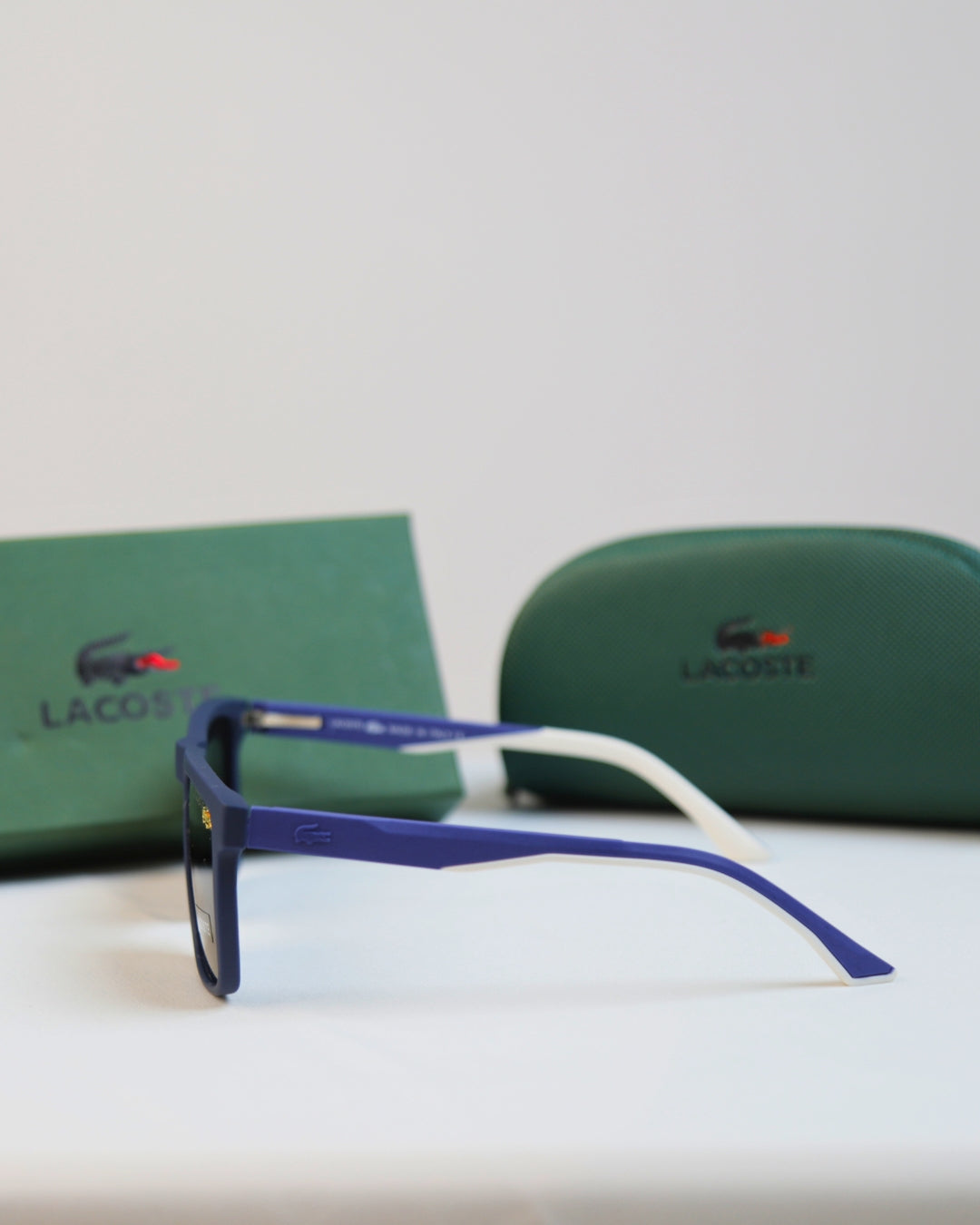Lacoste 1