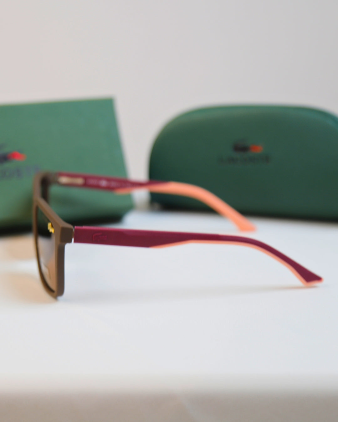 Lacoste 2